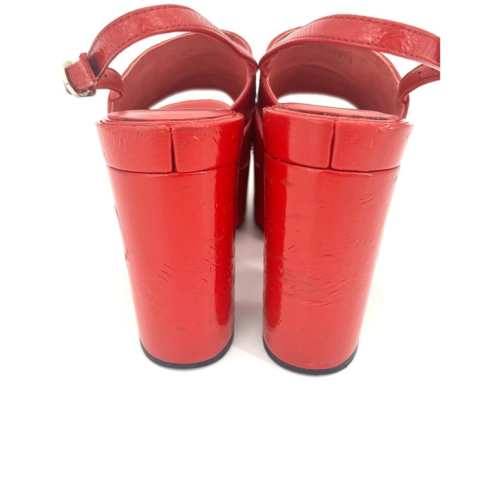 Chanel Interlocking CC Crumpled Patent Lambskin Red Platform Sandals 37 - Picture 8 of 11